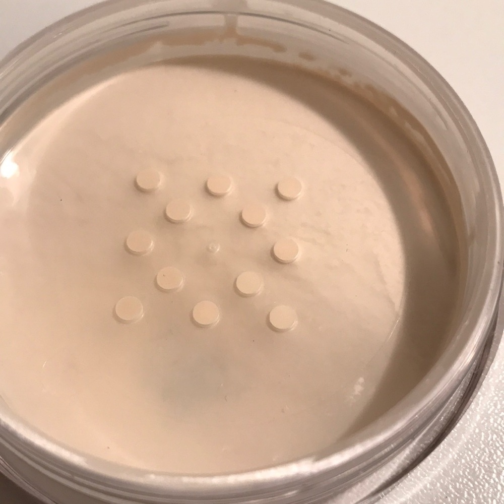 Kokie Professional Loose Setting Translucent Powder NEW - Picture 5 of 6